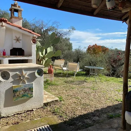 Casa Collina - Giardino Tatil Evi Pisticci